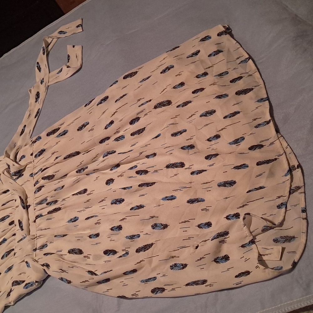Dress - Picture 3 of 4
